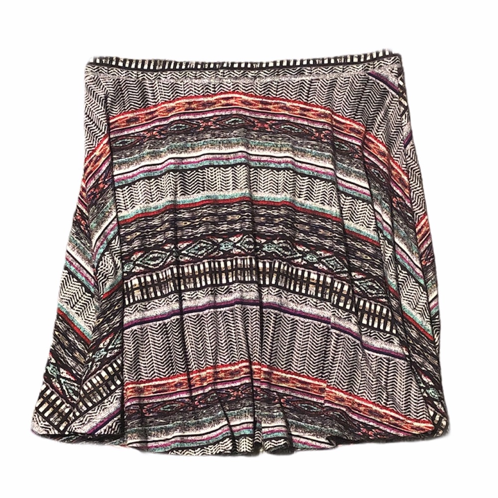 NWOT Patterned Skirt